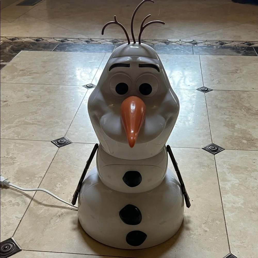 Disney Olaf Frozen Snow Cone Maker